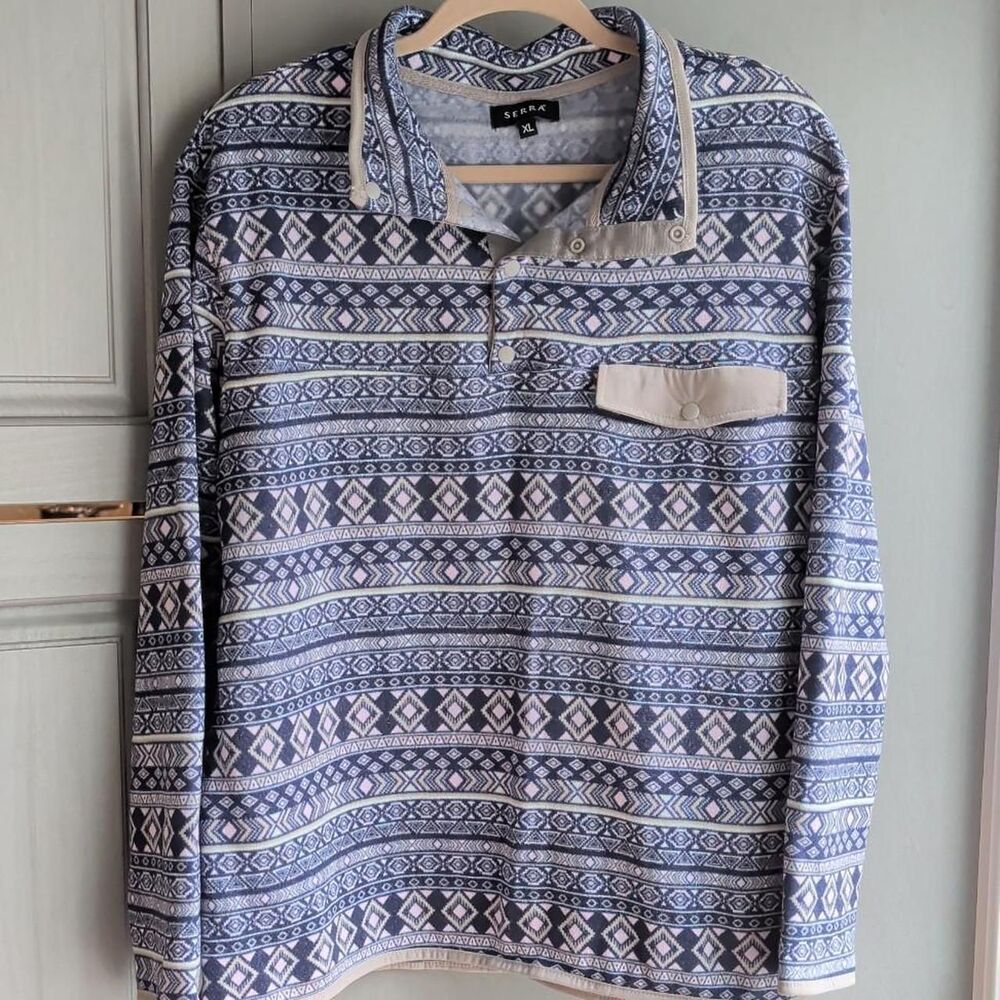 Unbranded Women's Blue and Pink Shirt